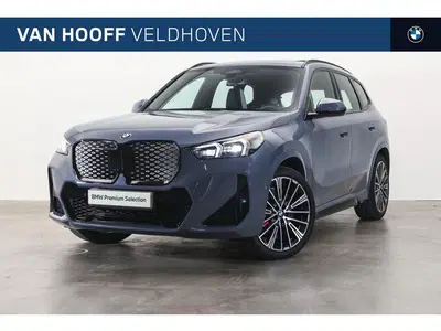 BMW iX1 eDrive20 M Sport uit 2025