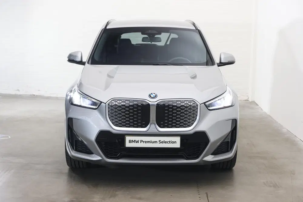 BMW iX1 xDrive30 M Sport uit 2025, foto 5