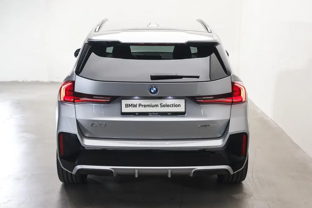 BMW iX1 xDrive30 M Sport uit 2025, foto 6