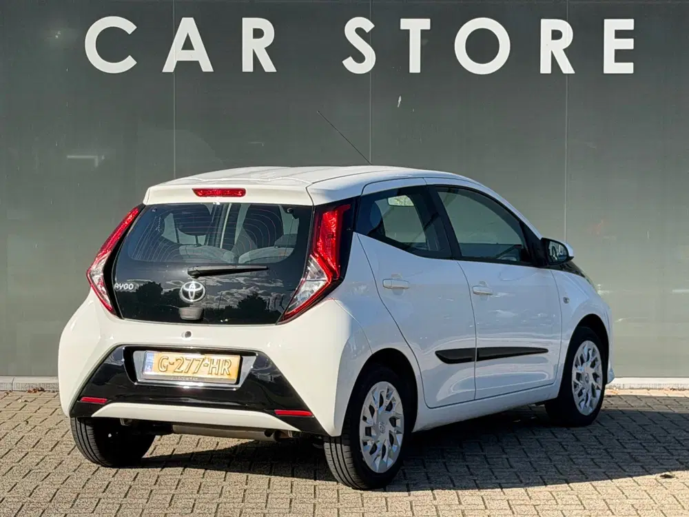 Toyota Aygo 1.0 VVT-i x-play Automaat Camera Carplay uit 2019, foto 3