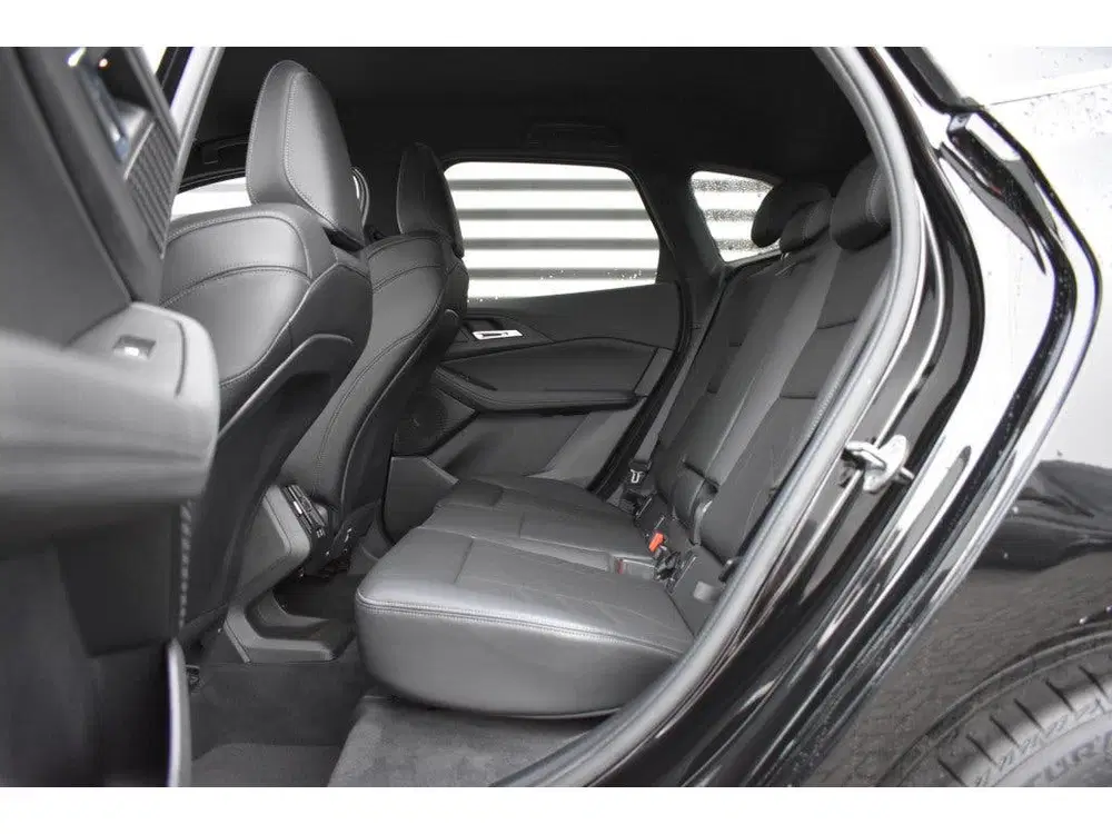 BMW 2-serie 2 Serie Active Tourer 223i xDrive LED uit 2024, foto 6