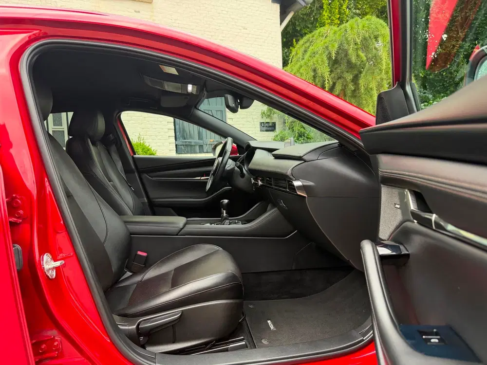 Mazda 3 2.0 e-SkyActiv-G M Hybrid 122 Luxury uit 2019, foto 12