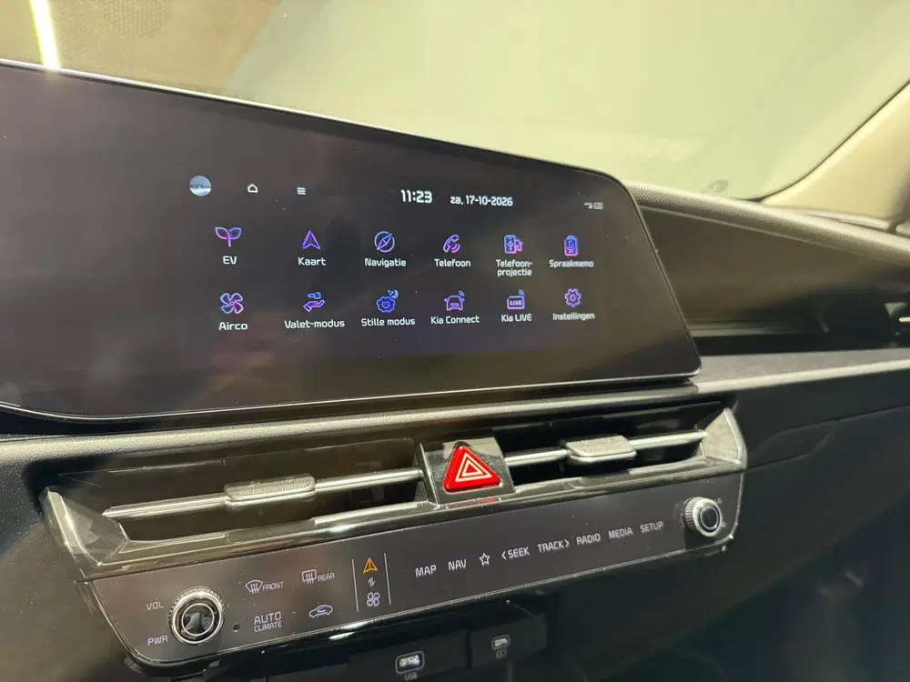 Kia Niro 64 uit 2024, foto 11