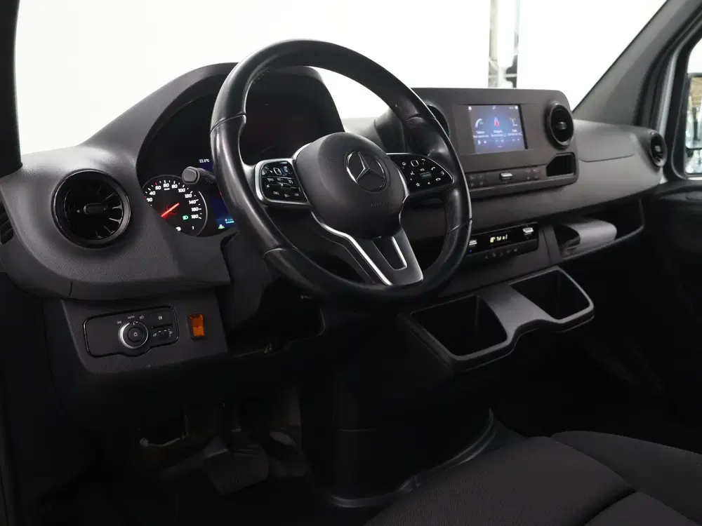 Mercedes-Benz Sprinter 315 CDI uit 2023, foto 7