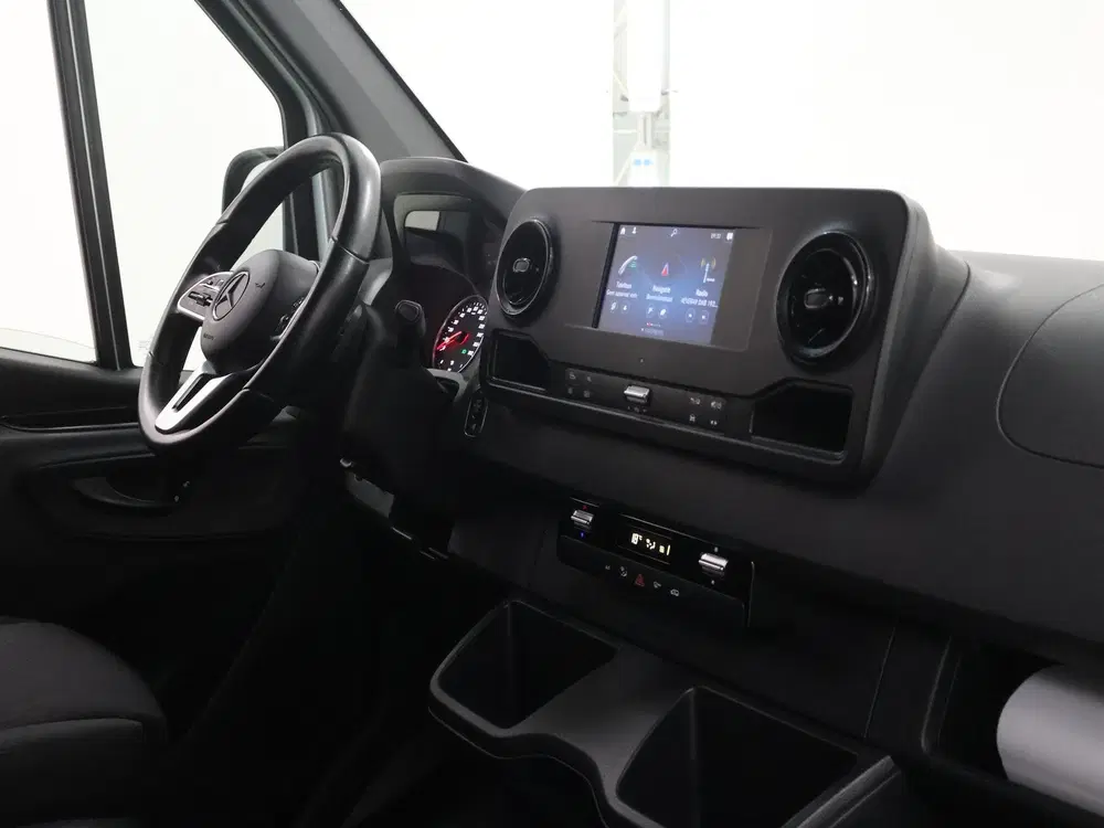 Mercedes-Benz Sprinter 315 CDI uit 2023, foto 9