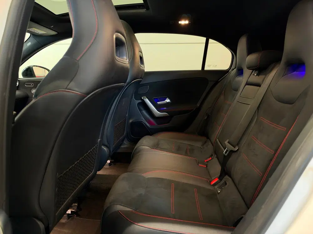 Mercedes-Benz A-Klasse 200 AMG Pano uit 2019, foto 13