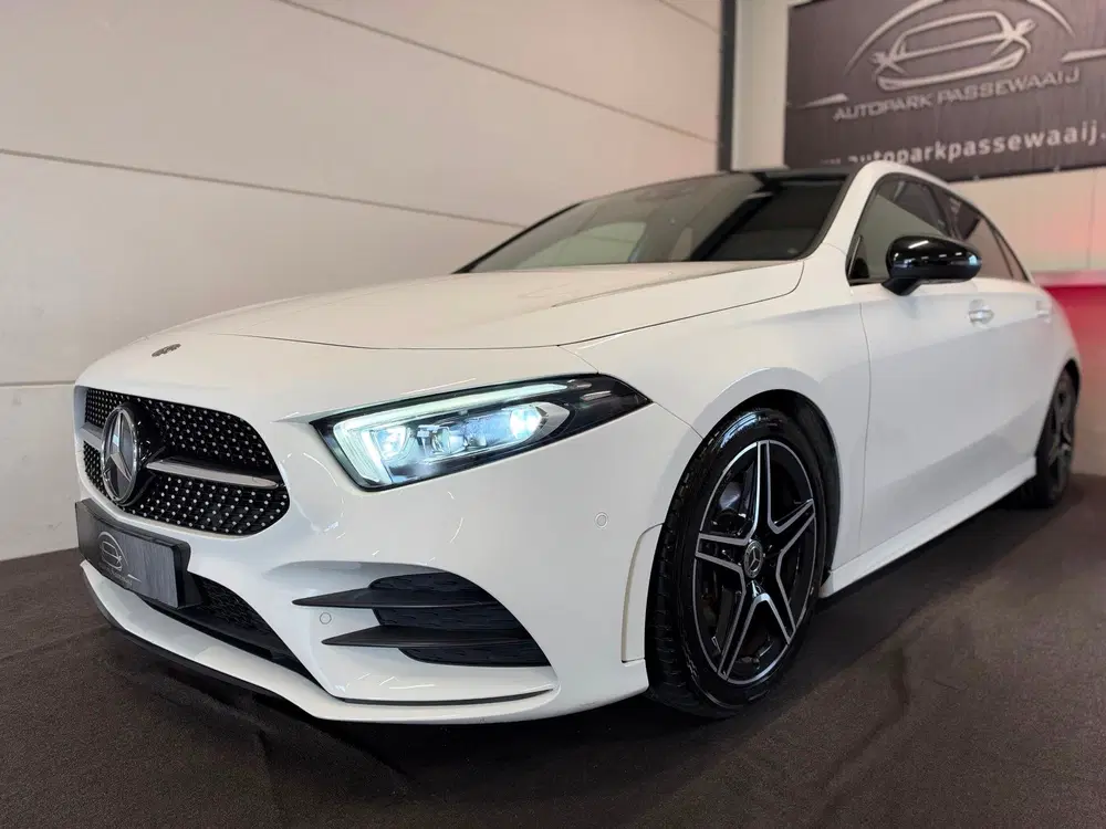 Mercedes-Benz A-Klasse 200 AMG Pano uit 2019, foto 3