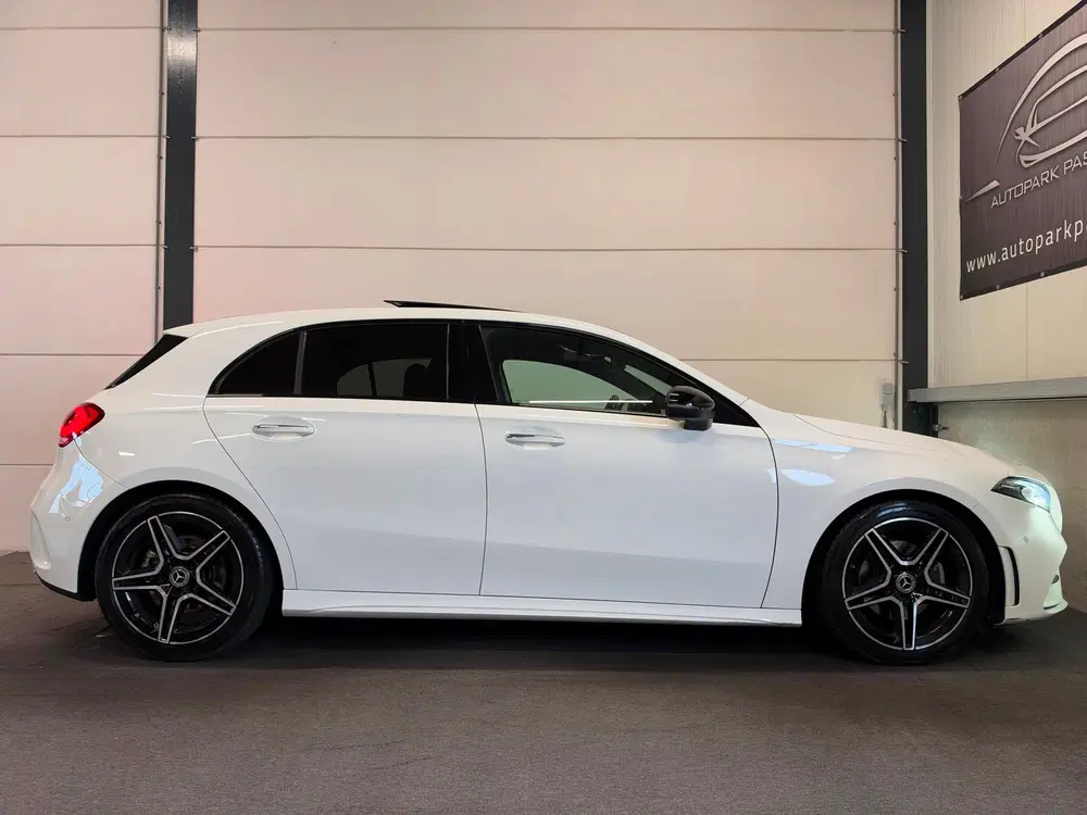 Mercedes-Benz A-Klasse 200 AMG Pano uit 2019, foto 9