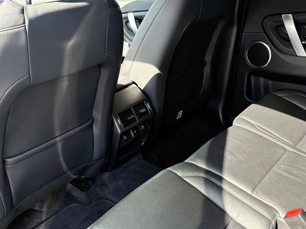 Land Rover Discovery Sport P300e 1.5 S uit 2021, foto 15