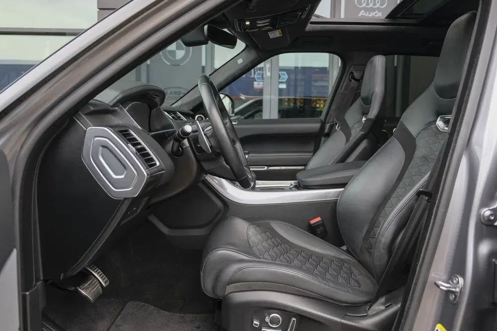 Land Rover Range Rover Sport P575 SVR 575pk Panoramadak *BTW uit 2021, foto 9