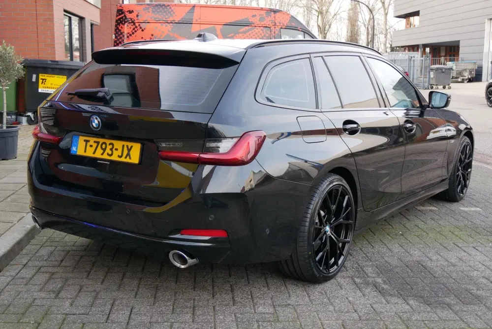 BMW 3-serie 320e.station.sport.leer.facelift.leerorg uit 2023, foto 12