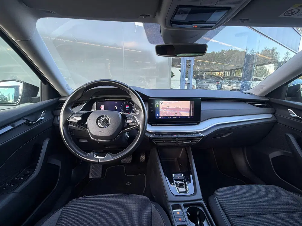 Skoda Octavia 1.0 e-TSI Ambition DIGITAL COCKPIT uit 2021, foto 6