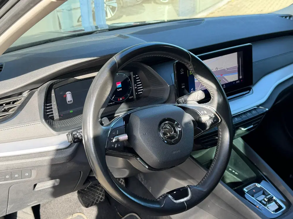 Skoda Octavia 1.0 e-TSI Ambition DIGITAL COCKPIT uit 2021, foto 9