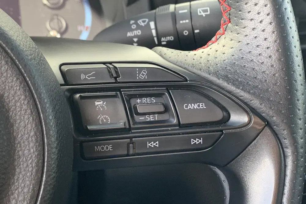 Toyota Yaris Cross 1.5 Hybrid GR Sport uit 2023, foto 14