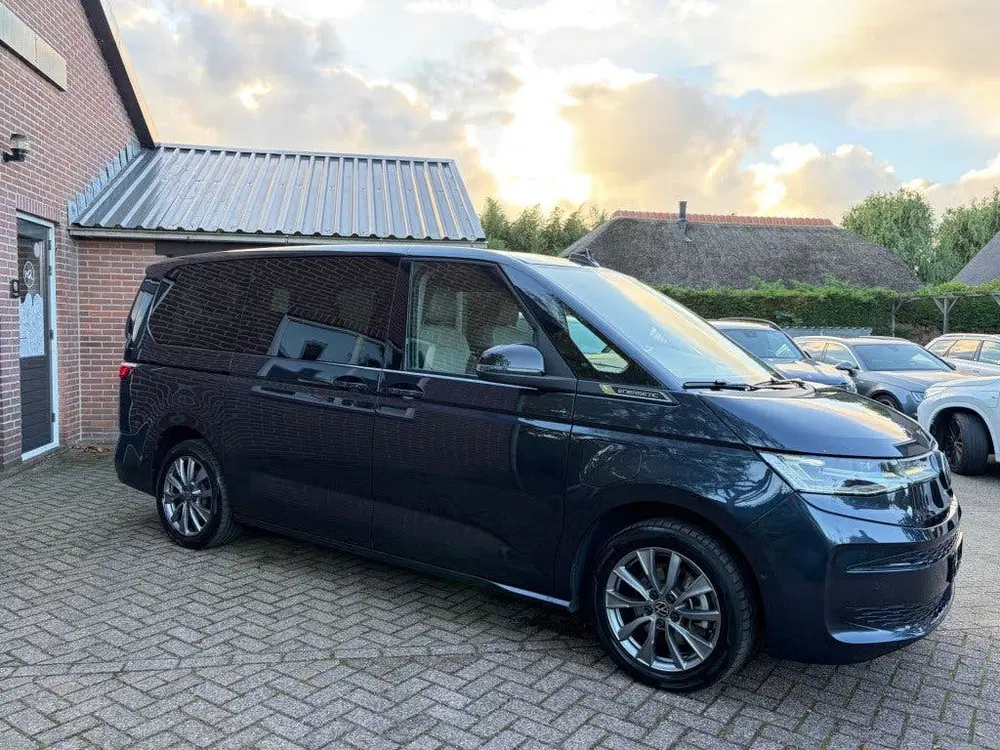 Volkswagen Multivan 1.4 eHybrid L2 ENERGETIC LEER IQLIGHT PA uit 2022, foto 8