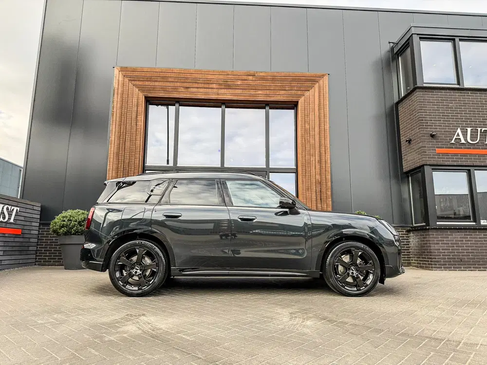 Mini Countryman Mini Countryman 1.5 C John Cooper Works L uit 2025, foto 4