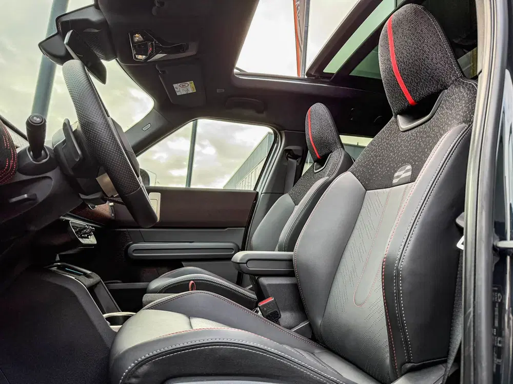 Mini Countryman Mini Countryman 1.5 C John Cooper Works L uit 2025, foto 5
