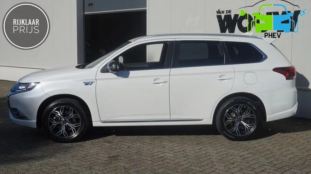 Mitsubishi Outlander 2.4 PHEV uit 2019, foto 3