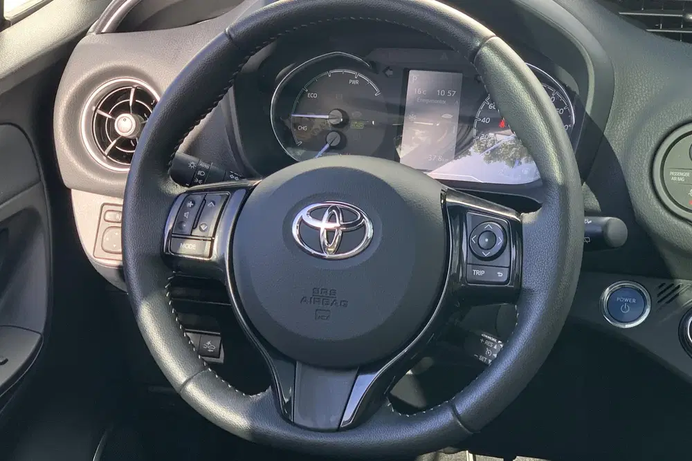 Toyota Yaris 1.5 Hybrid Executive uit 2019, foto 11