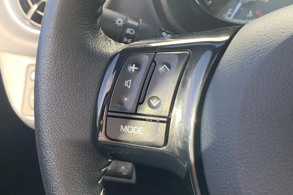Toyota Yaris 1.5 Hybrid Executive uit 2019, foto 12