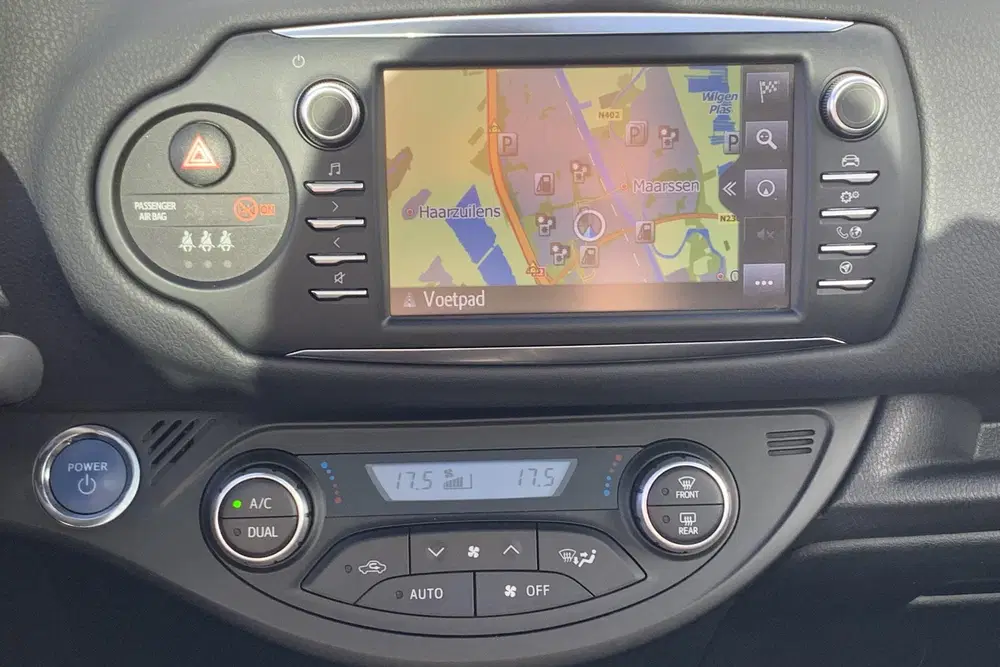 Toyota Yaris 1.5 Hybrid Executive uit 2019, foto 15