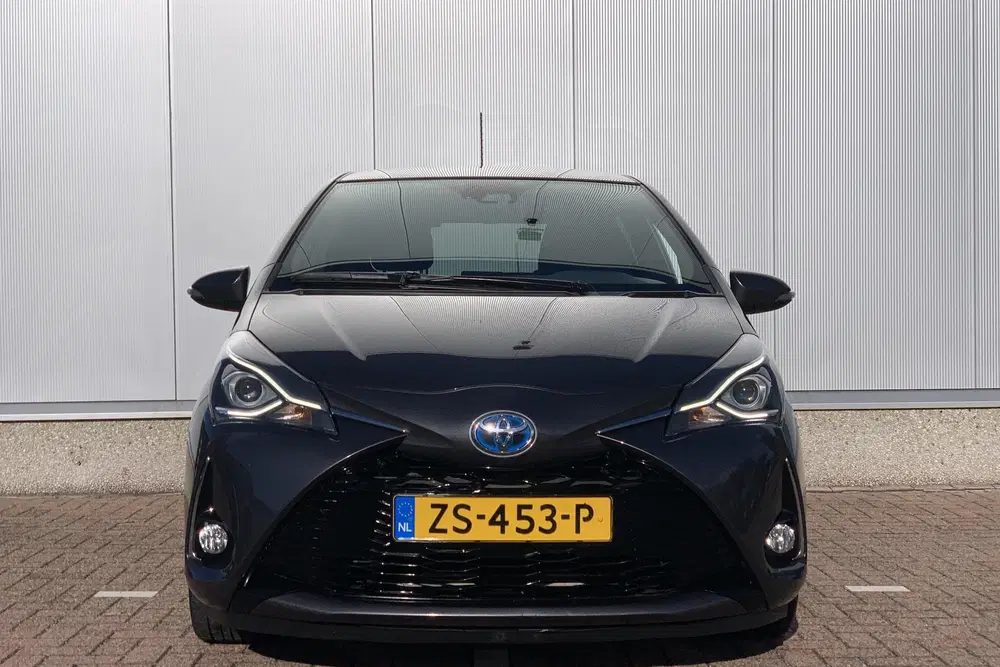 Toyota Yaris 1.5 Hybrid Executive uit 2019, foto 3