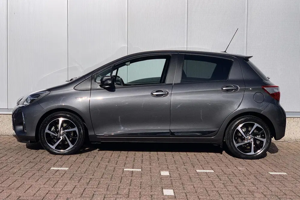 Toyota Yaris 1.5 Hybrid Executive uit 2019, foto 4
