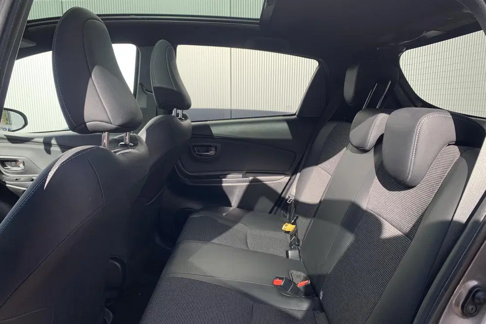Toyota Yaris 1.5 Hybrid Executive uit 2019, foto 8