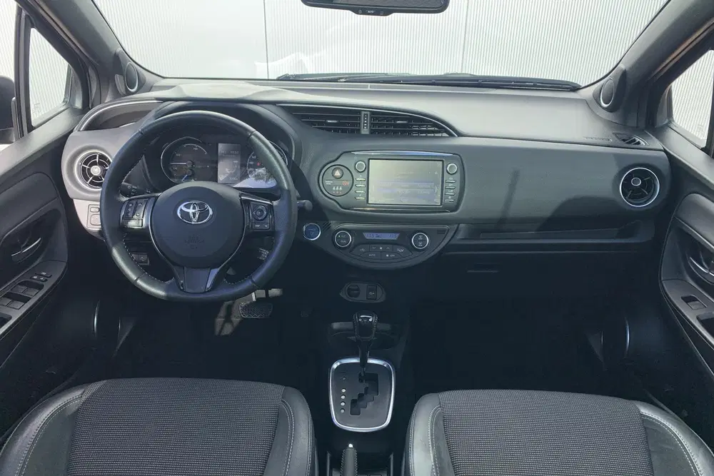 Toyota Yaris 1.5 Hybrid Executive uit 2019, foto 9