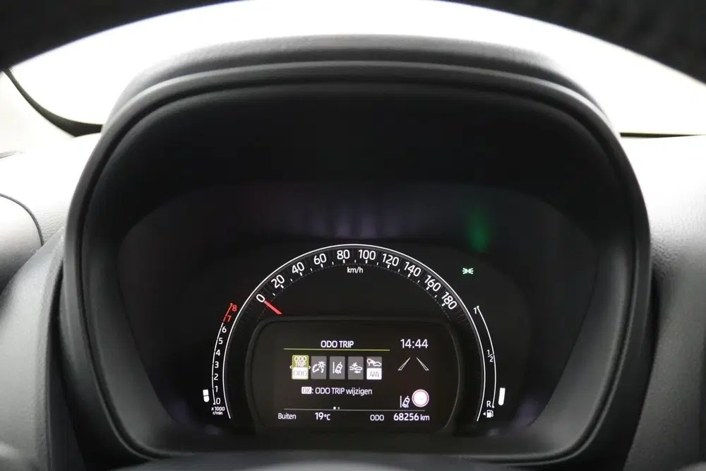 Toyota Aygo X 1.0 VVT-i MT Play uit 2022, foto 10