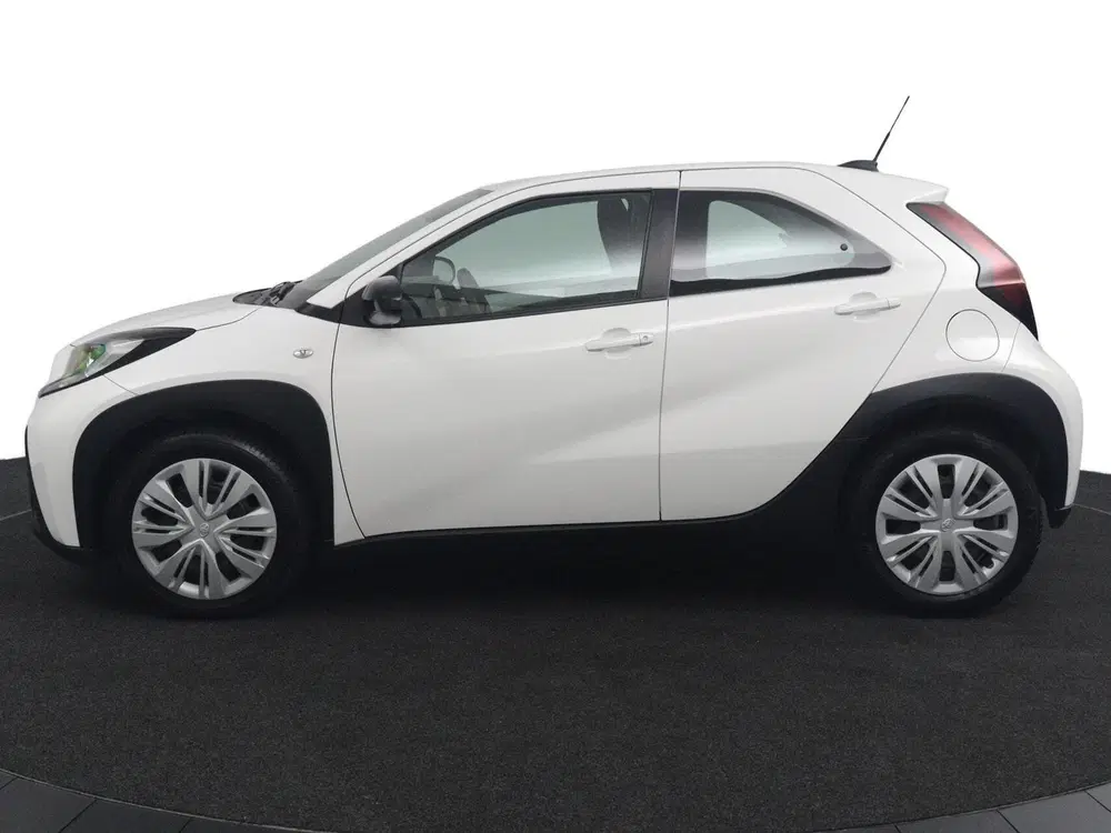 Toyota Aygo X 1.0 VVT-i MT Play uit 2022, foto 12