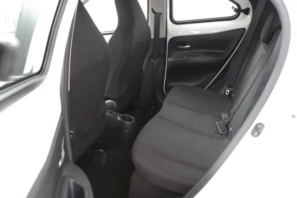 Toyota Aygo X 1.0 VVT-i MT Play uit 2022, foto 5