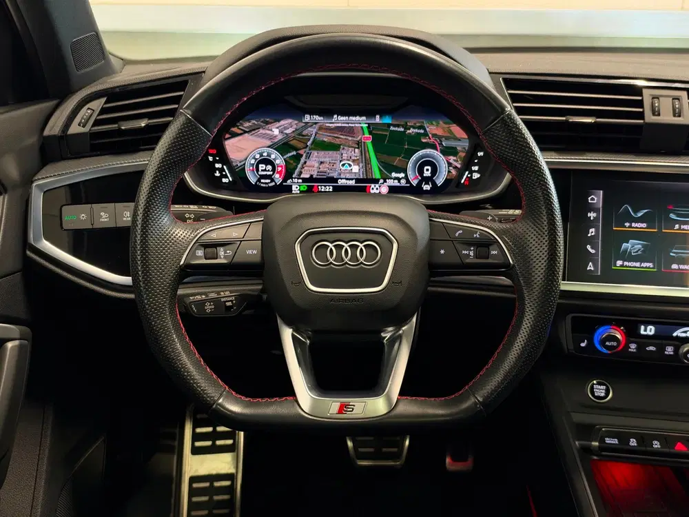 Audi Q3 35 TFSI 3X S-Line Edition Pano uit 2024, foto 15