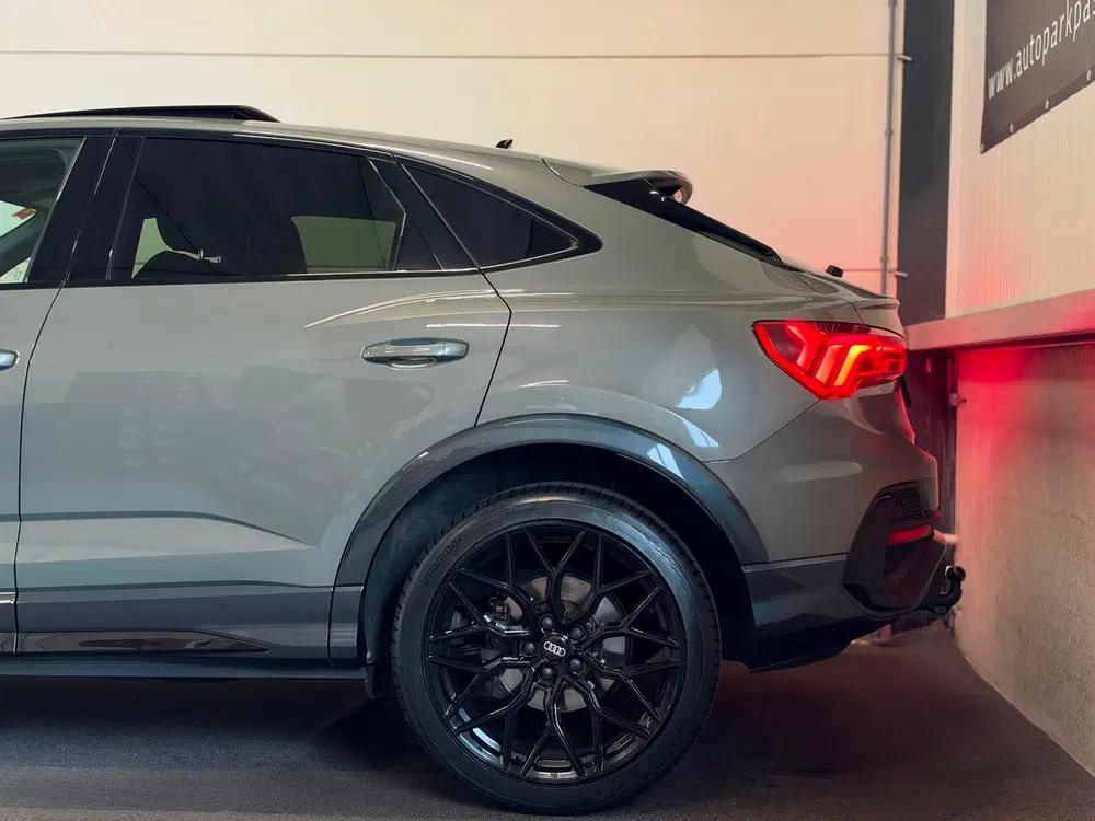 Audi Q3 35 TFSI 3X S-Line Edition Pano uit 2024, foto 5