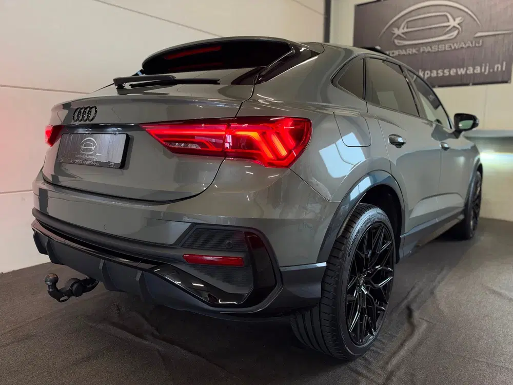 Audi Q3 35 TFSI 3X S-Line Edition Pano uit 2024, foto 8