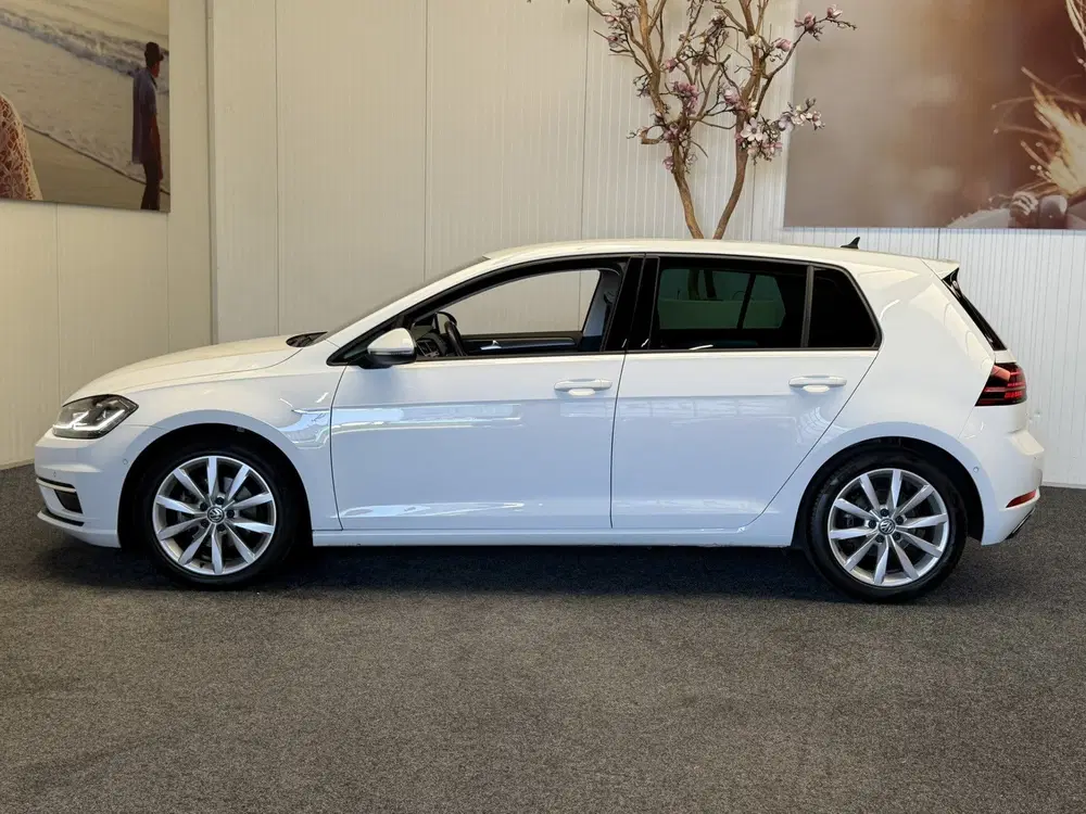 Volkswagen Golf 1.5 TSI HIGHLINE 131PK ADAPTIVE CRUISE CON uit 2019, foto 5