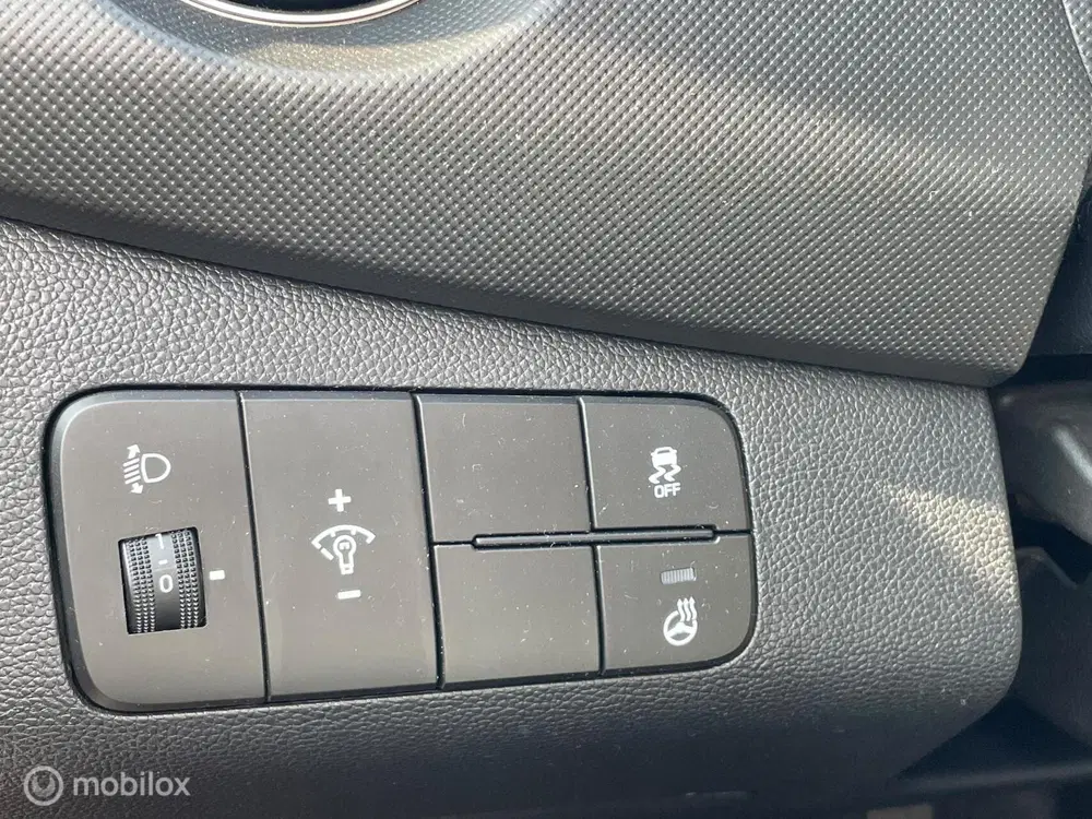 Hyundai i10 1.0i Comfort uit 2019, foto 13