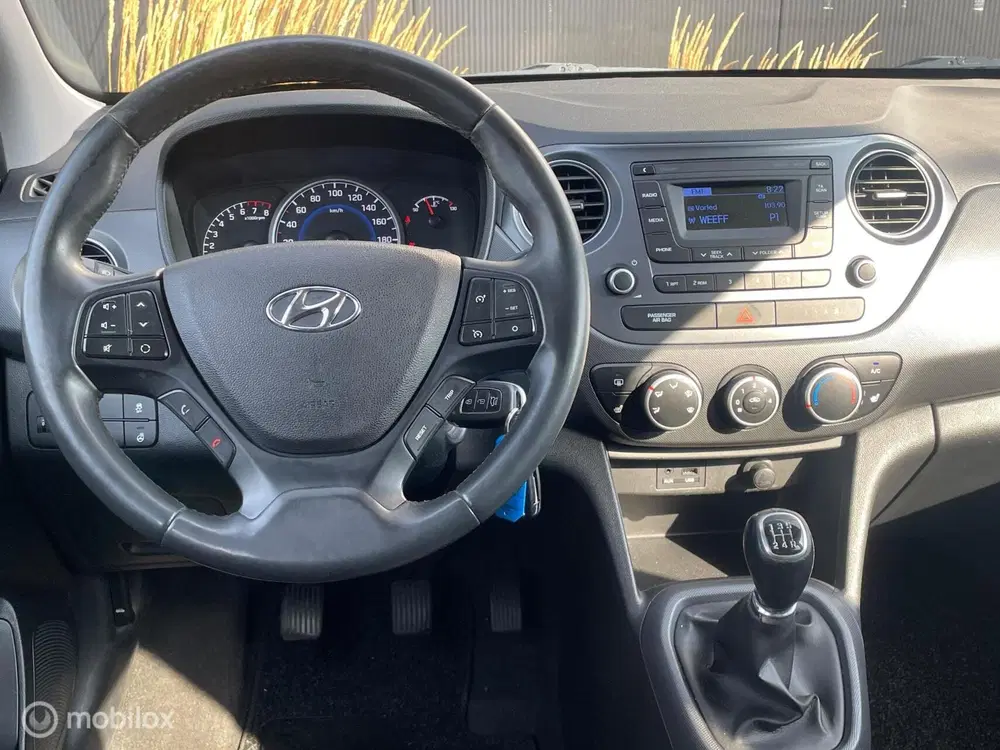 Hyundai i10 1.0i Comfort uit 2019, foto 15