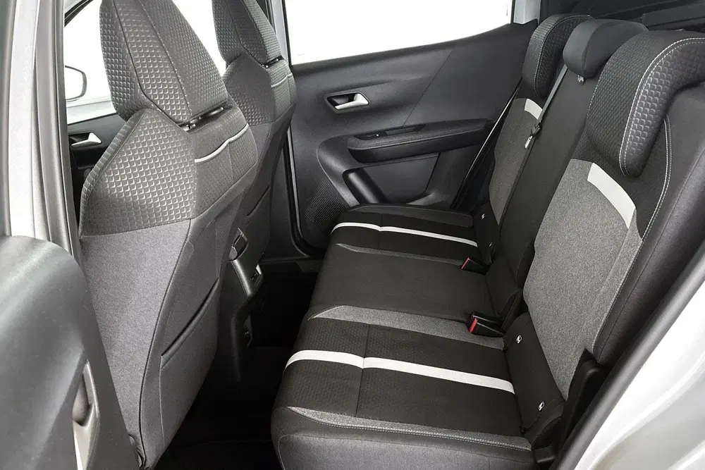 Opel Frontera 1.2 Turbo Hybrid GS 7p. Apple CarPlay Acht uit 2025, foto 8