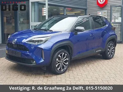 Toyota Yaris Cross 1.5 Hybrid 115 Dynamic Luxury Bi-Tone uit 2025