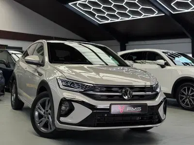 Volkswagen Taigo 1.0 TSI 2x R-Line Panorama CarPlay Camera uit 2022