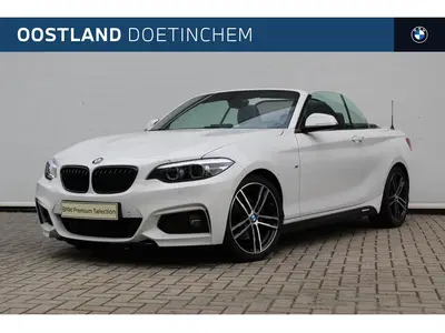 BMW 2-serie 220i High Executive M Sport Automaat uit 2020