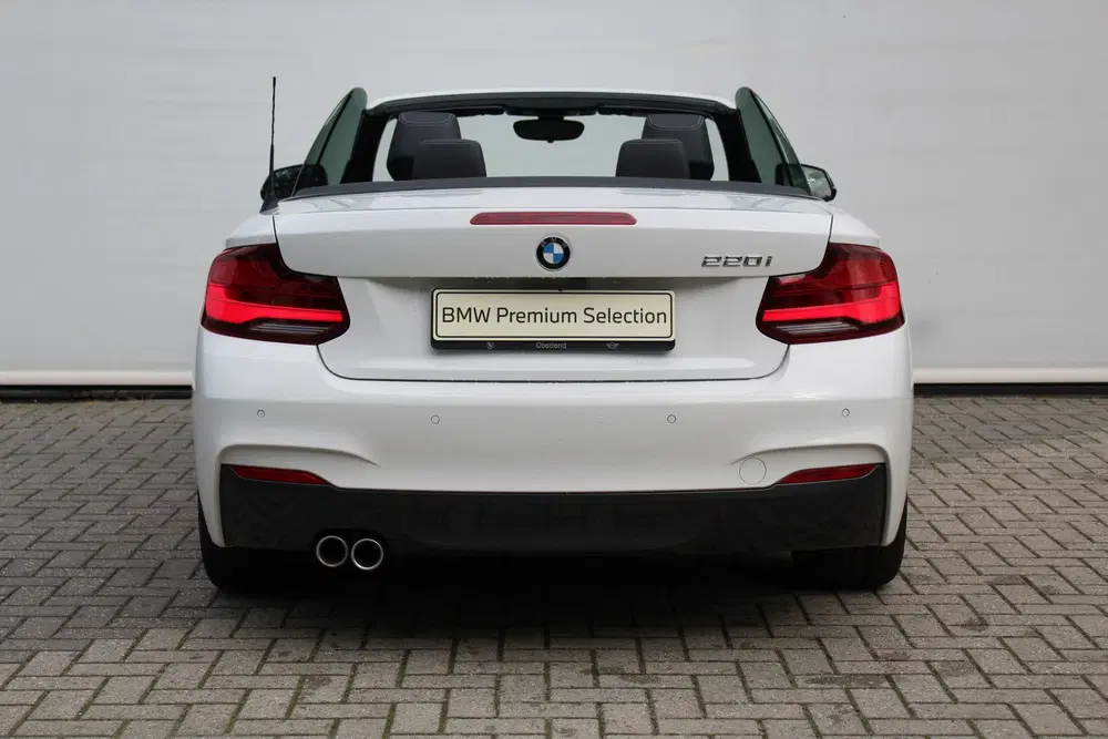 BMW 2-serie 220i High Executive M Sport Automaat uit 2020, foto 13