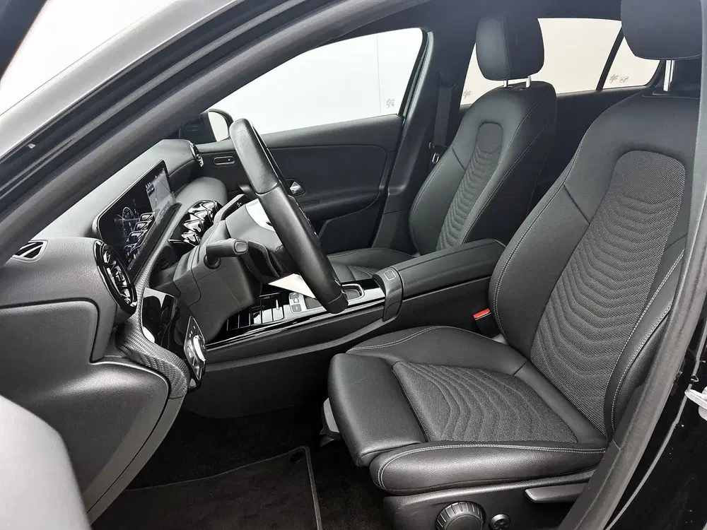 Mercedes-Benz A-Klasse 180 Star Edition 13910 Km uit 2025, foto 15