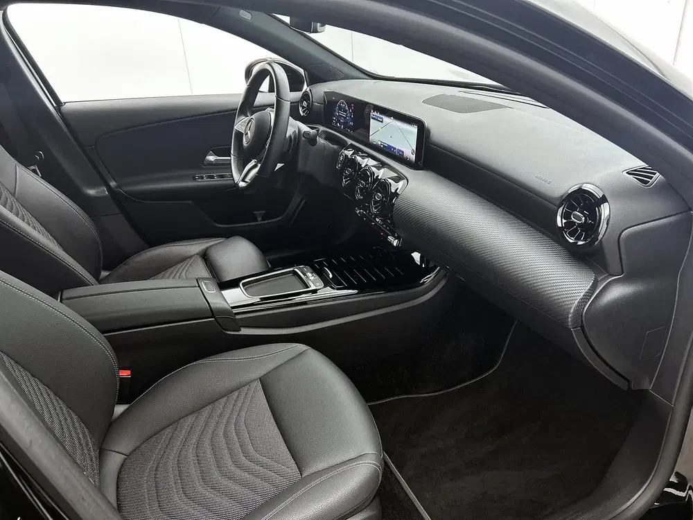 Mercedes-Benz A-Klasse 180 Star Edition 13910 Km uit 2025, foto 6