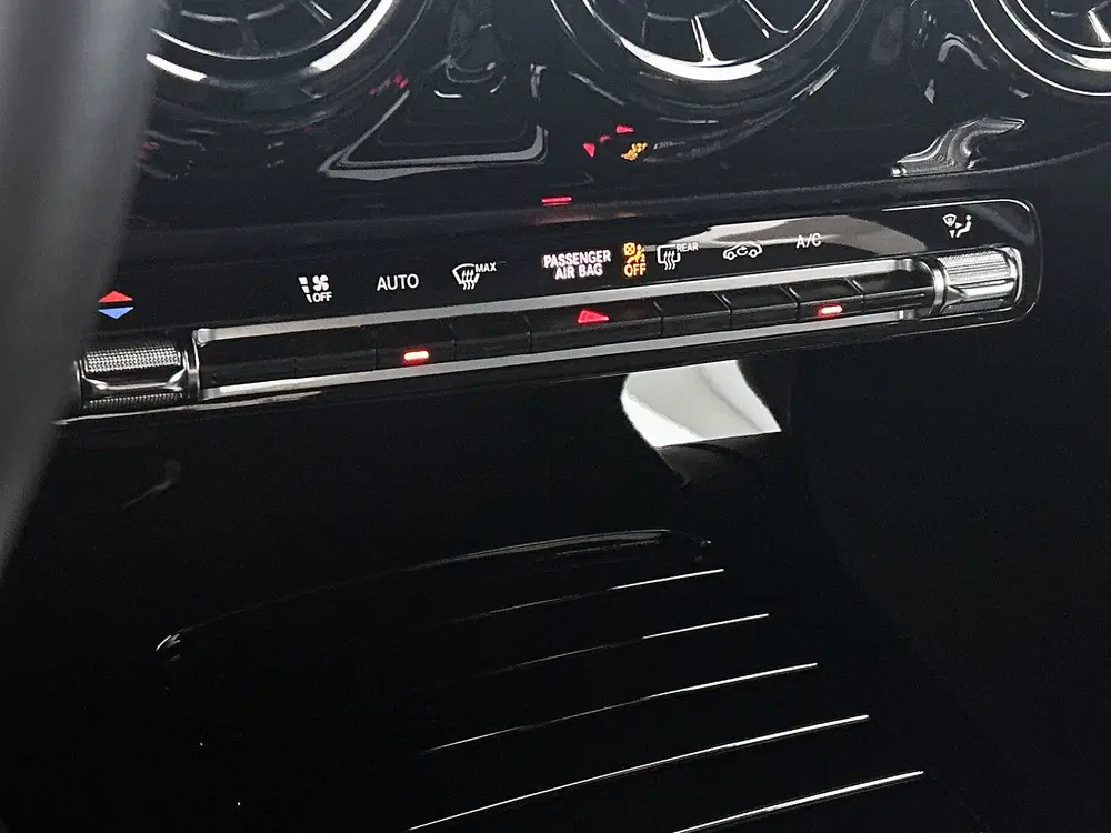 Mercedes-Benz A-Klasse 180 Star Edition 13910 Km uit 2025, foto 9