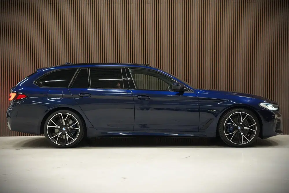 BMW 5-serie 5 Serie Touring 530e xDrive Business Editi uit 2022, foto 10