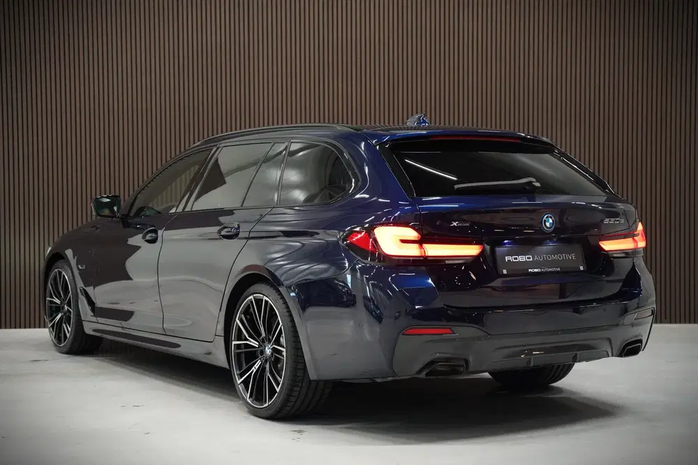 BMW 5-serie 5 Serie Touring 530e xDrive Business Editi uit 2022, foto 8