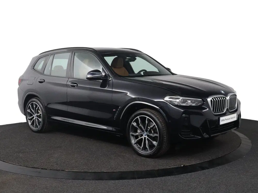 BMW X3 xDrive30e uit 2024, foto 3