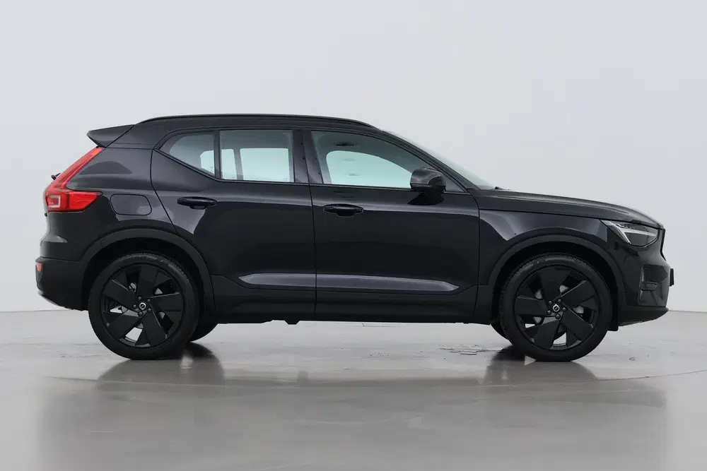 Volvo XC40 2.0 B3 Plus Black Edition uit 2025, foto 10